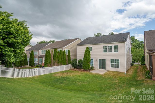 127 Blossom Ridge Drive, Mooresville, NC 28117