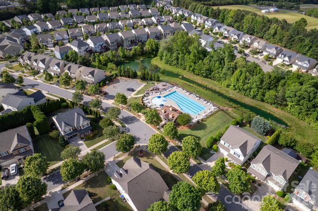 127 Blossom Ridge Drive, Mooresville, NC 28117