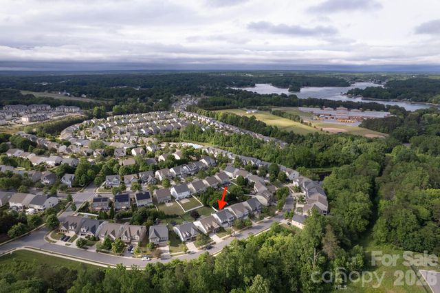 127 Blossom Ridge Drive, Mooresville, NC 28117