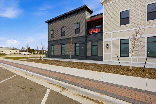 1500 Main St 201, Ely, IA 52227