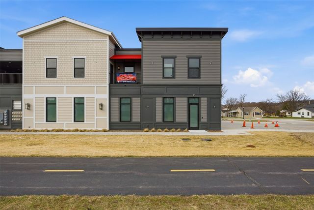 1500 Main St 201, Ely, IA 52227