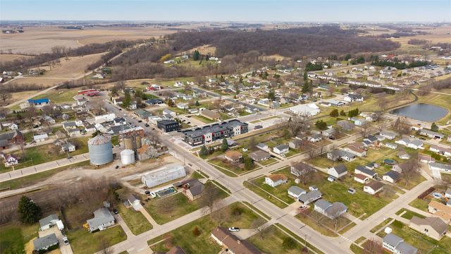 1500 Main St 201, Ely, IA 52227