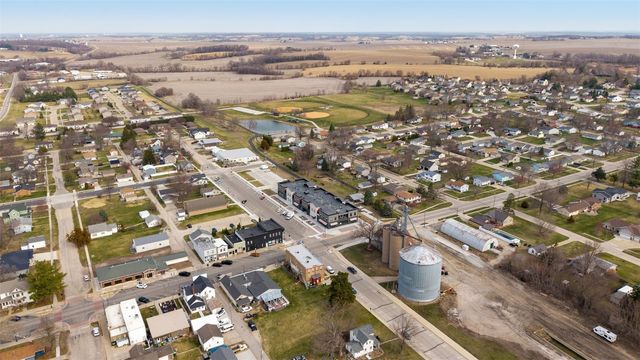 1500 Main St 201, Ely, IA 52227