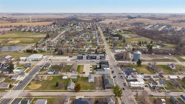 1500 Main St 201, Ely, IA 52227