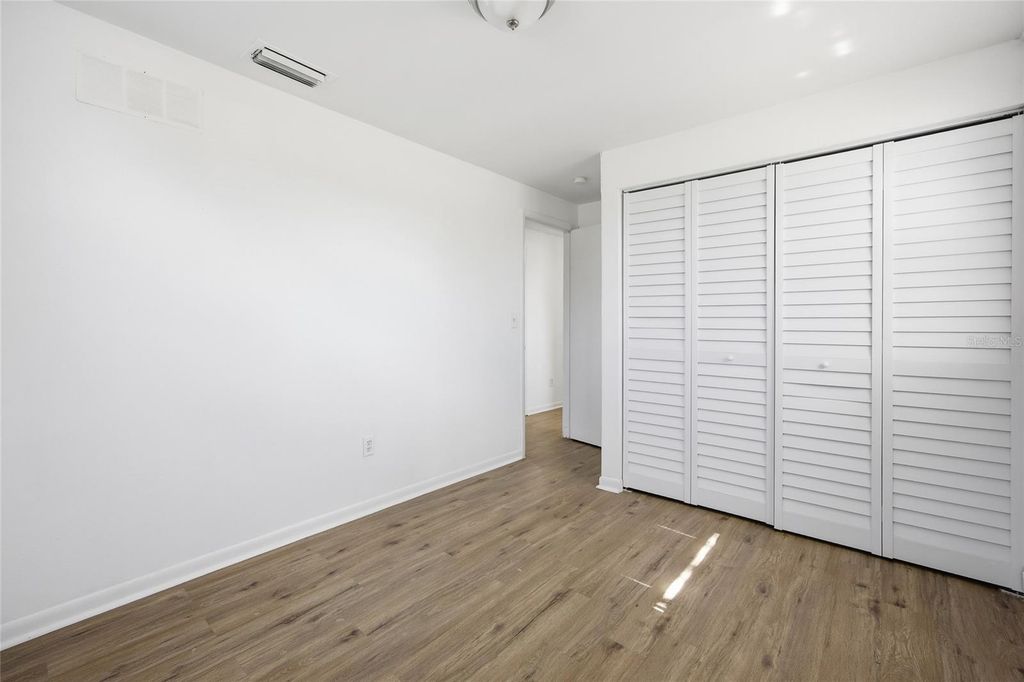 Image 15 of property listing at 14425 SW 38TH TERRACE ROAD, Ocala, FL 34473