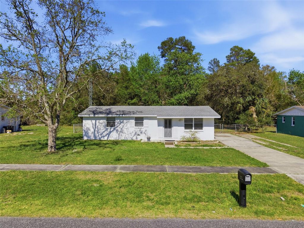 Image 23 of property listing at 14425 SW 38TH TERRACE ROAD, Ocala, FL 34473