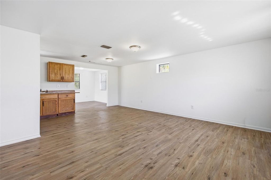 Image 4 of property listing at 14425 SW 38TH TERRACE ROAD, Ocala, FL 34473