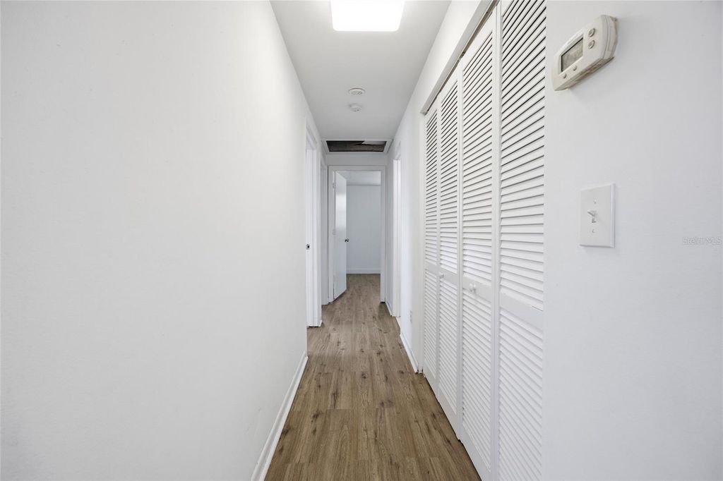 Image 10 of property listing at 14425 SW 38TH TERRACE ROAD, Ocala, FL 34473