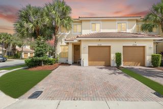 3230 NW 32nd Terrace 3230, Oakland Park, FL 33309