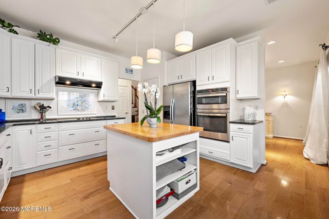 23 Congressional Road, Jackson, NJ 08527