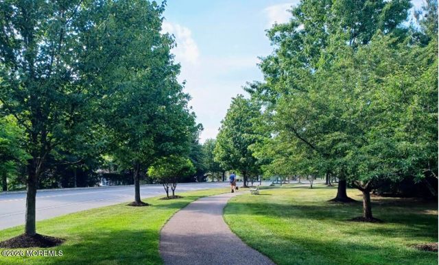 23 Congressional Road, Jackson, NJ 08527