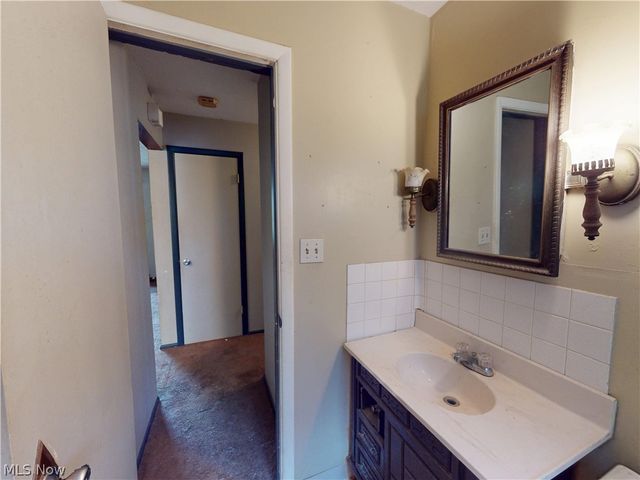 6240 Melshore Drive, Mentor, OH 44060