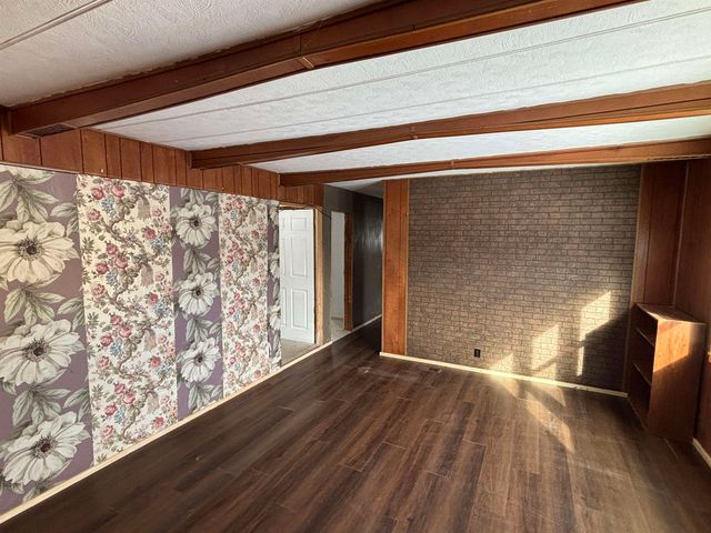 841 Briar Hill Drive, Traverse City, MI 49686