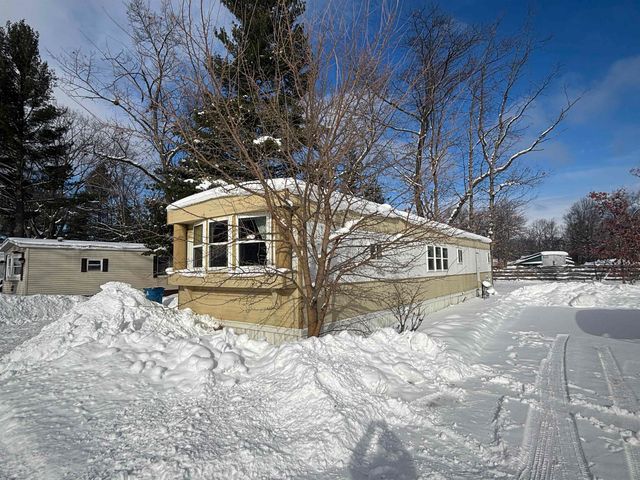 841 Briar Hill Drive, Traverse City, MI 49686