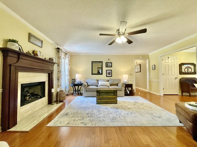 104 Northwood Ave, Shelbyville, TN 37160