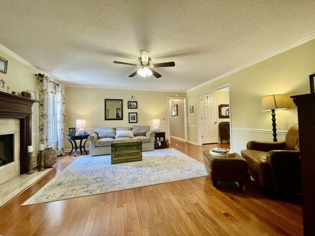 104 Northwood Ave, Shelbyville, TN 37160
