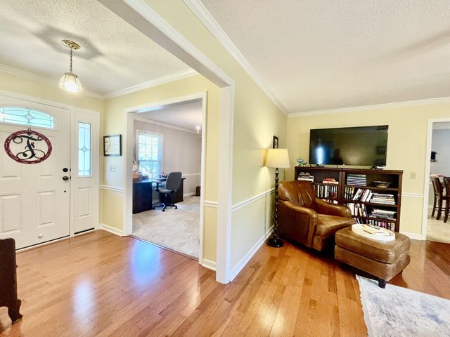 104 Northwood Ave, Shelbyville, TN 37160