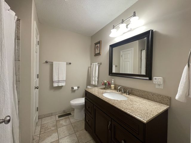 104 Northwood Ave, Shelbyville, TN 37160
