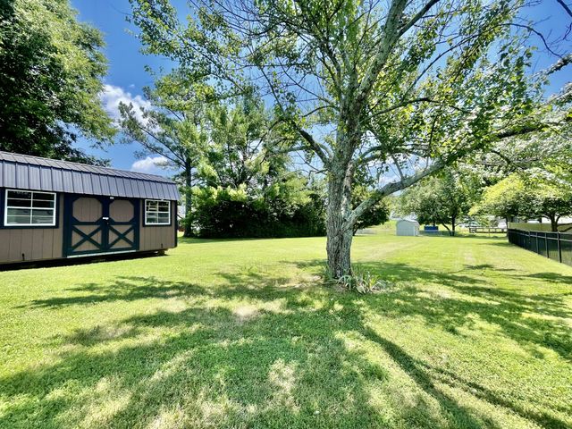 104 Northwood Ave, Shelbyville, TN 37160