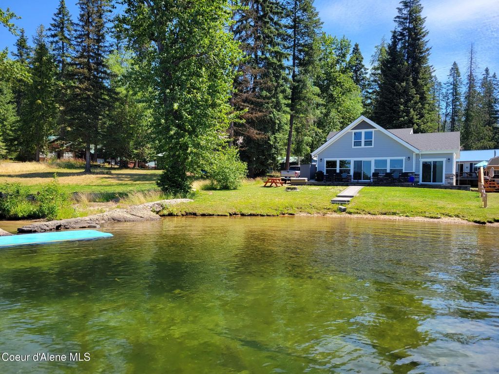 63 Sutton Ln, Coolin, ID 83821