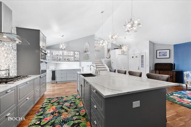 1741 Somerfield Lane, Crystal Lake, IL 60014