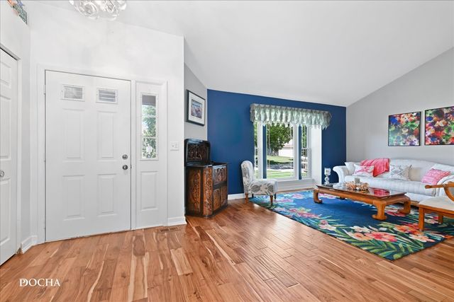 1741 Somerfield Lane, Crystal Lake, IL 60014