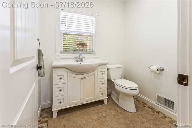 2992 Old Plank Road, Milford, MI 48381