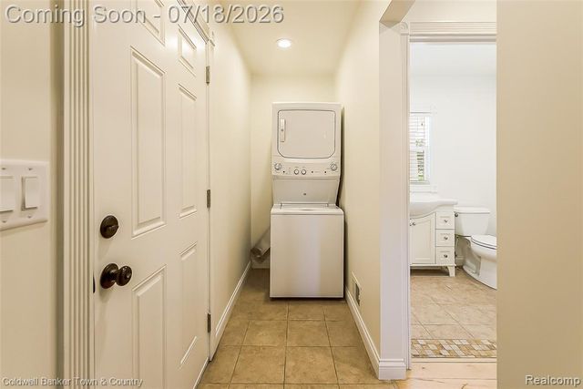 2992 Old Plank Road, Milford, MI 48381