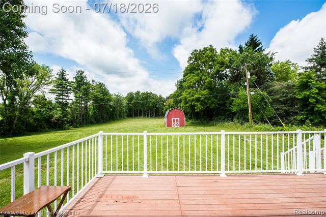 2992 Old Plank Road, Milford, MI 48381