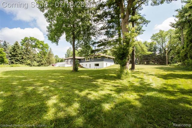 2992 Old Plank Road, Milford, MI 48381