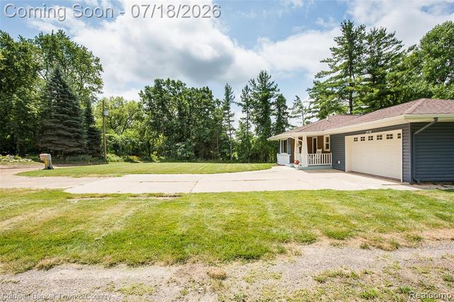 2992 Old Plank Road, Milford, MI 48381