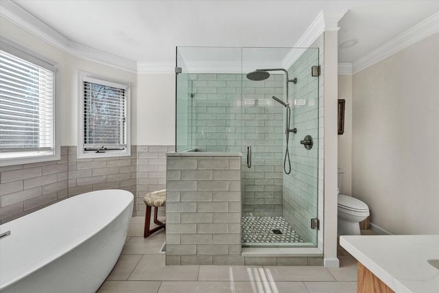 385 Cross Harbor DR, Penhook, VA 24137