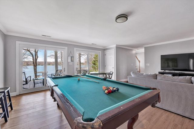 385 Cross Harbor DR, Penhook, VA 24137