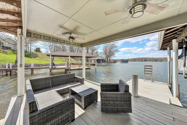385 Cross Harbor DR, Penhook, VA 24137