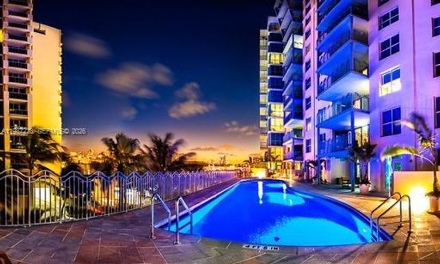 1500 Ocean Dr 1005, Miami Beach, FL 33139