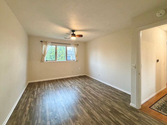 3117 4th Street 3117, Moline, IL 61265