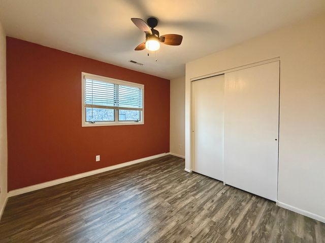 3117 4th Street 3117, Moline, IL 61265