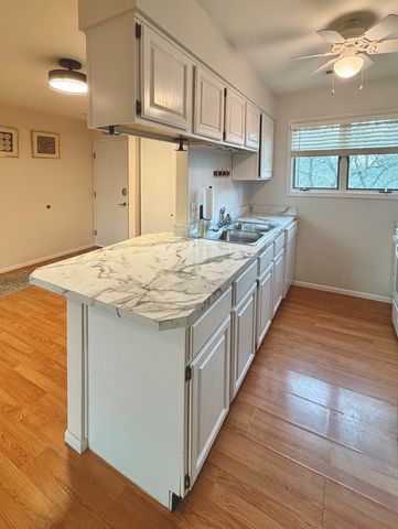 3117 4th Street 3117, Moline, IL 61265