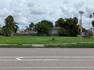 2011 W PLATT STREET, Tampa, FL 33606