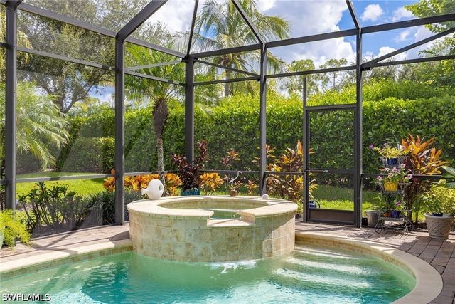 7598 Moorgate Point WAY, Naples, FL 34113