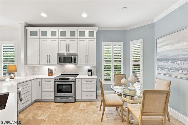 7598 Moorgate Point WAY, Naples, FL 34113