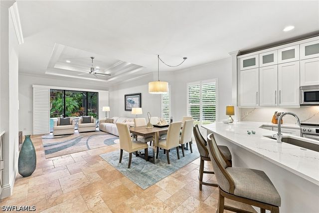 7598 Moorgate Point WAY, Naples, FL 34113