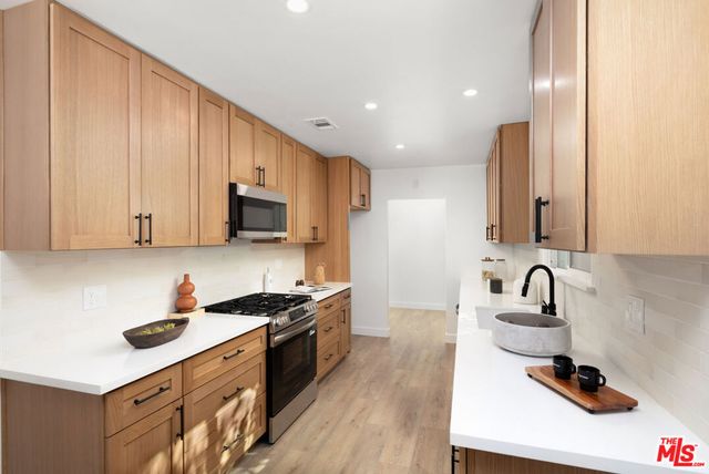 16257 Los Alimos Street, Granada Hills, CA 91344