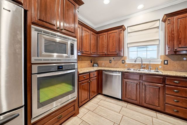 506 Eagle Pass, Royse City, TX 75189