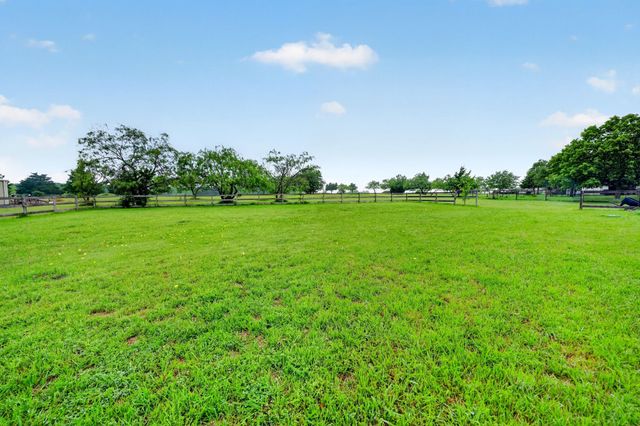 506 Eagle Pass, Royse City, TX 75189