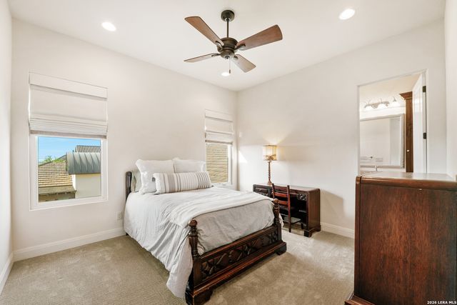 48 Oakland Hls, Boerne, TX 78006