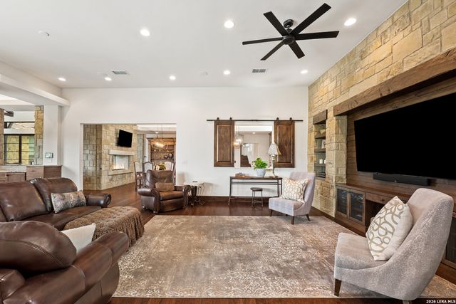 48 Oakland Hls, Boerne, TX 78006