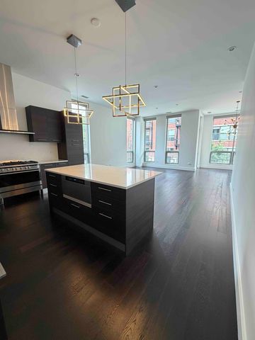 122 S Aberdeen Street 2N, Chicago, IL 60607