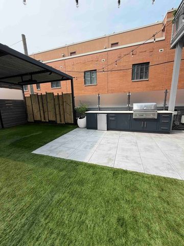 122 S Aberdeen Street 2N, Chicago, IL 60607