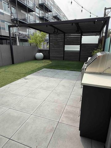 122 S Aberdeen Street 2N, Chicago, IL 60607